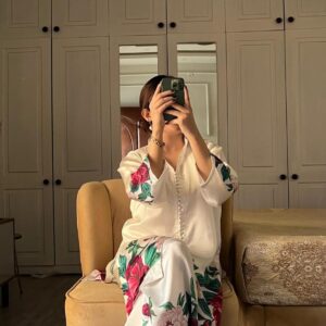 Stylish Women's Stitched Shirt And Trouser Set